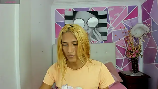 Brisahott online show from 4, 2, 2025