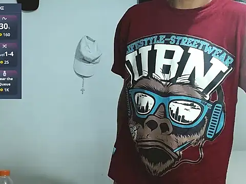 Snapshot of samfox_ chatting on 6, 3, 2026 samfox online show from 6, 3, 2026