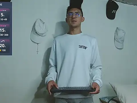 Snapshot of samfox_ chatting on 10, 3, 2026 samfox online show from 10, 3, 2026