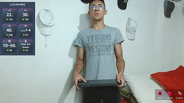 Snapshot of samfox_ chatting on 16, 3, 2026 samfox online show from 16, 3, 2026