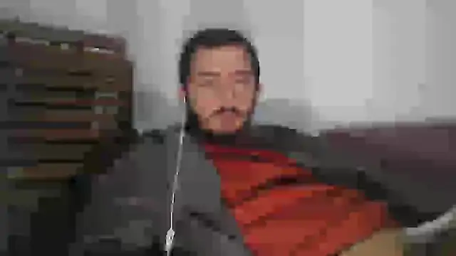 Snapshot of laynufff chatting on 19, 12, 2024 laynufff online show from 19, 12, 2024