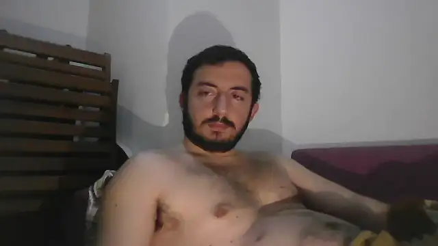 Snapshot of laynufff chatting on 24, 12, 2024 laynufff online show from 24, 12, 2024