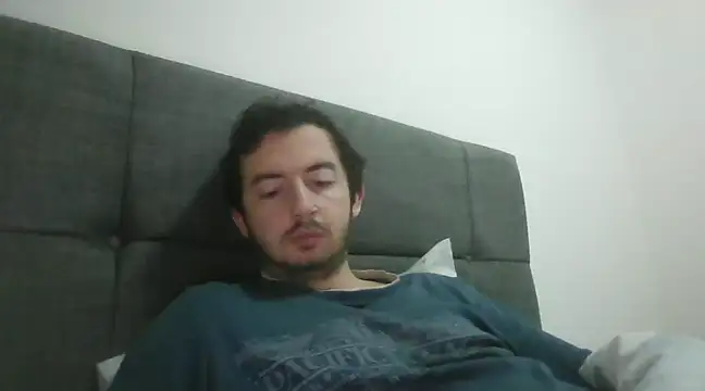 Snapshot of laynufff chatting on 3, 2, 2025 laynufff online show from 3, 2, 2025