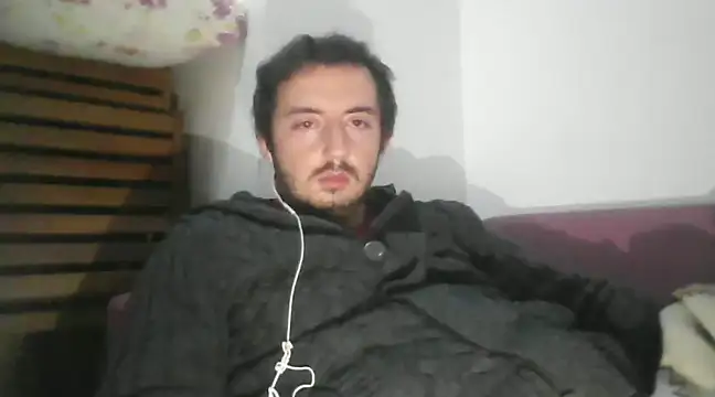 Snapshot of laynufff chatting on 8, 2, 2025 laynufff online show from 8, 2, 2025