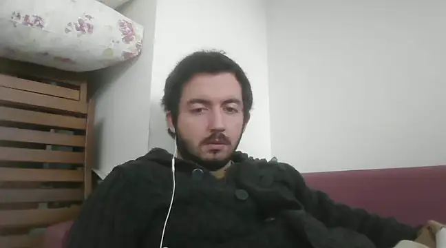 Snapshot of laynufff chatting on 15, 2, 2025 laynufff online show from 15, 2, 2025