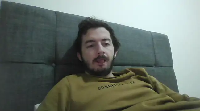 Snapshot of laynufff chatting on 19, 2, 2025 laynufff online show from 19, 2, 2025