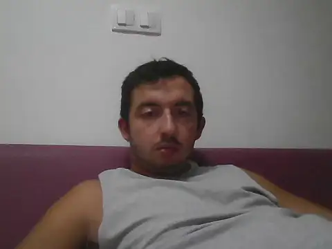 Snapshot of laynufff chatting on 17, 9, 2025 laynufff online show from 17, 9, 2025