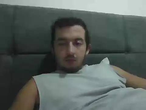 Snapshot of laynufff chatting on 19, 9, 2025 laynufff online show from 19, 9, 2025