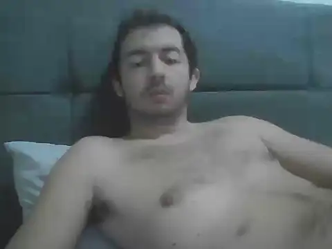 Snapshot of laynufff chatting on 24, 11, 2025 laynufff online show from 24, 11, 2025