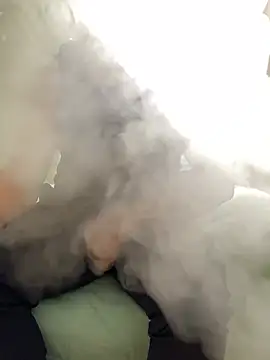 FumesClouds online show from 18, 12, 2024