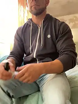 FumesClouds online show from 19, 12, 2024