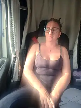 cuplubijoanna online show from 18, 2, 2025