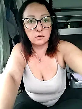 Snapshot of cuplubijoanna chatting on 1, 11, 2025 cuplubijoanna online show from 1, 11, 2025