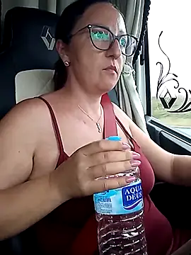 Snapshot of cuplubijoanna chatting on 8, 11, 2025 cuplubijoanna online show from 8, 11, 2025