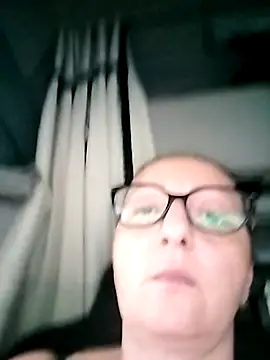 Snapshot of cuplubijoanna chatting on 13, 11, 2025 cuplubijoanna online show from 13, 11, 2025