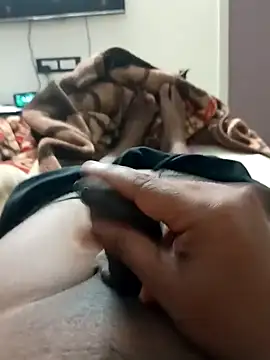 SexyMama boy online show from 5, 10, 2025