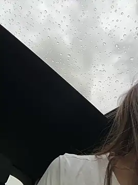 JuicyFruits93 online show from 11, 3, 2026