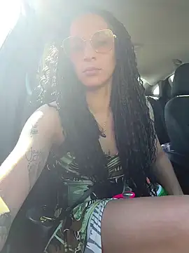 Shuggabutt online show from 8, 3, 2026