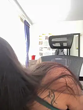 Samy Vegaa online show from 2, 3, 2025