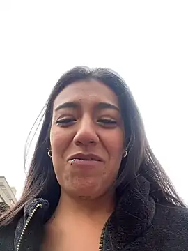 Samy Vegaa online show from 2, 3, 2025