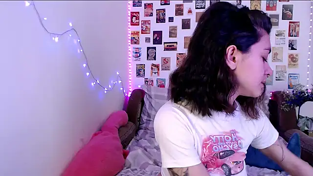 Snapshot of Celine_Dionn chatting on 14, 2, 2025 Celine Dionn online show from 14, 2, 2025