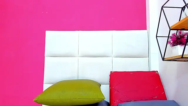 malu horny 69 online show from 3, 12, 2024