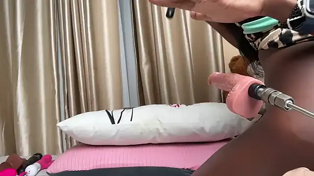 SexyAudreyFuck online show from 27, 11, 2025