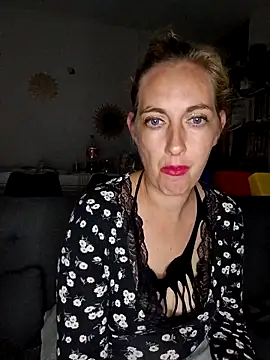 Snapshot of leplaisirdudesir chatting on 13, 11, 2025 leplaisirdudesir online show from 13, 11, 2025