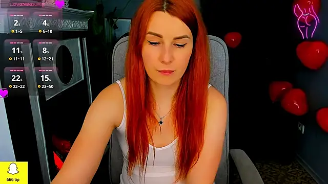 YrKiraXO online show from 15, 2, 2025