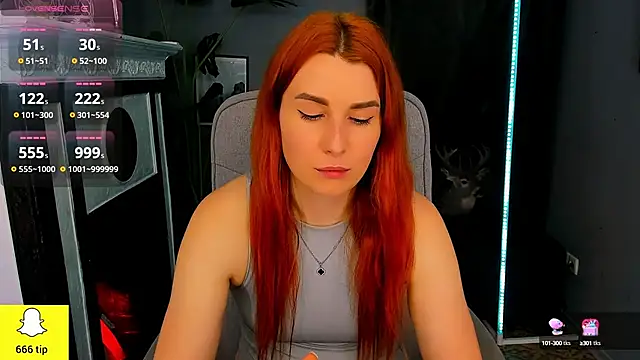 YrKiraXO online show from 10, 3, 2025
