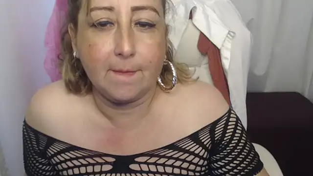 paiper halliwey online show from 15, 1, 2025