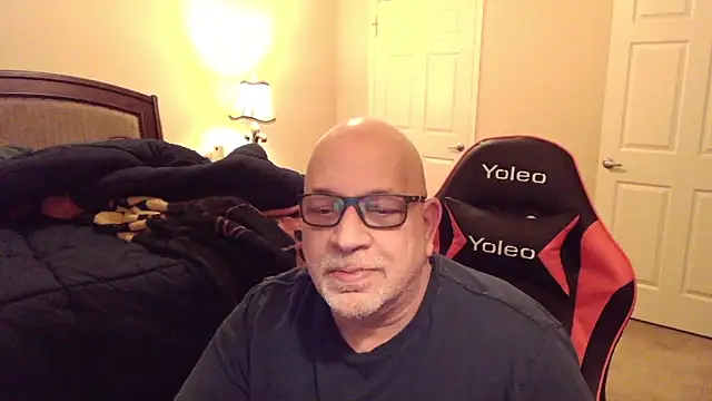 Snapshot of --JimmyJamzs-- chatting on 2, 12, 2024 --JimmyJamzs-- online show from 2, 12, 2024