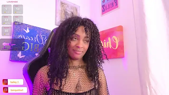 Snapshot of Heily_Fox chatting on 2, 2, 2025 Heily Fox online show from 2, 2, 2025