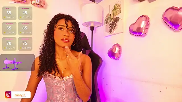 Snapshot of Heily_Fox chatting on 8, 3, 2025 Heily Fox online show from 8, 3, 2025