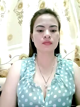 NgocQuyen2K online show from 15, 2, 2025