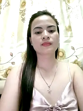 NgocQuyen2K online show from 19, 2, 2025