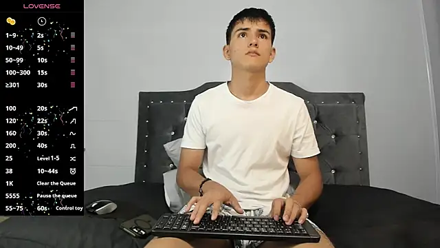 Jacobb Lee online show from 3, 12, 2024