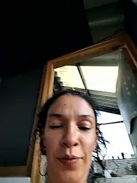 Snapshot of rebekka_simpson chatting on 1, 12, 2025 rebekka simpson online show from 1, 12, 2025