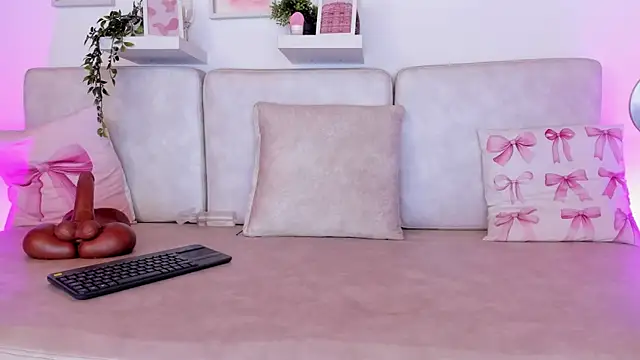 Malka Burning online show from 7, 11, 2025