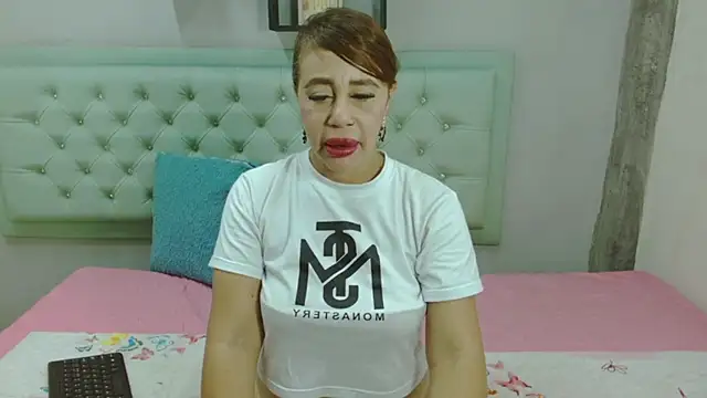 Snapshot of eva_doshi chatting on 21, 2, 2025 eva doshi online show from 21, 2, 2025