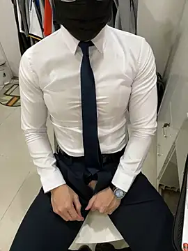 harrylouis1357 online show from 9, 1, 2025