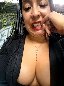 Bella keny online show from 6, 1, 2025