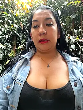 Bella keny online show from 4, 11, 2025