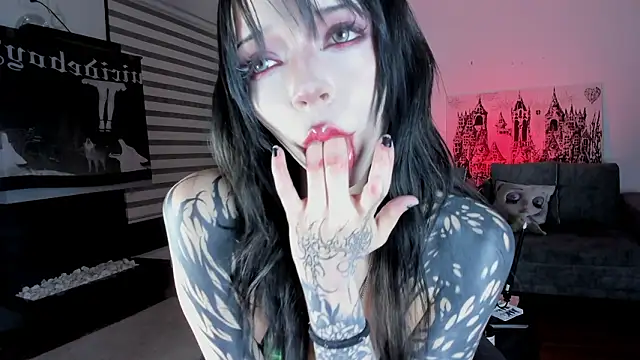 Snapshot of SophieHill_gh chatting on 16, 3, 2026 SophieHill gh online show from 16, 3, 2026