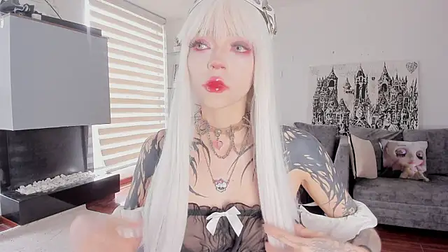 Snapshot of SophieHill_gh chatting on 30, 3, 2026 SophieHill gh online show from 30, 3, 2026