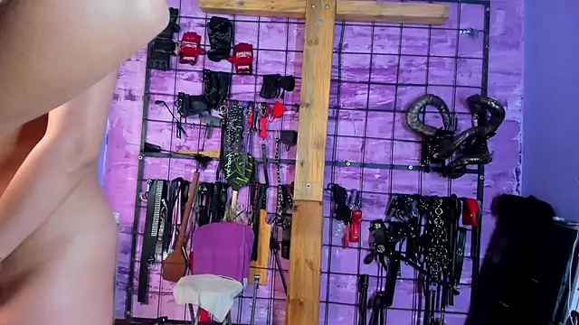 alexia aitanaa  online show from 17, 1, 2026