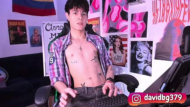 Snapshot of cinnamon_boyxxx chatting on 21, 3, 2025 cinnamon boyxxx online show from 21, 3, 2025