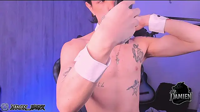 Snapshot of cinnamon_boyxxx chatting on 22, 9, 2025 cinnamon boyxxx online show from 22, 9, 2025