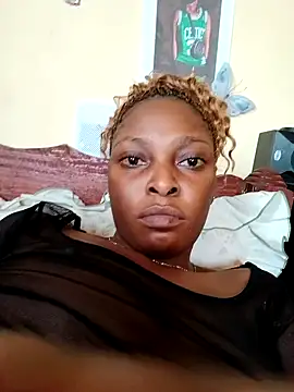 Midnight Clique  online show from 9, 12, 2024