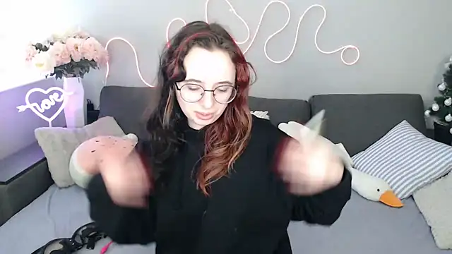 Snapshot of Mini_Diva chatting on 24, 2, 2026 Mini Diva online show from 24, 2, 2026